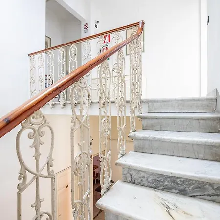 Hotel Paolina Viareggio