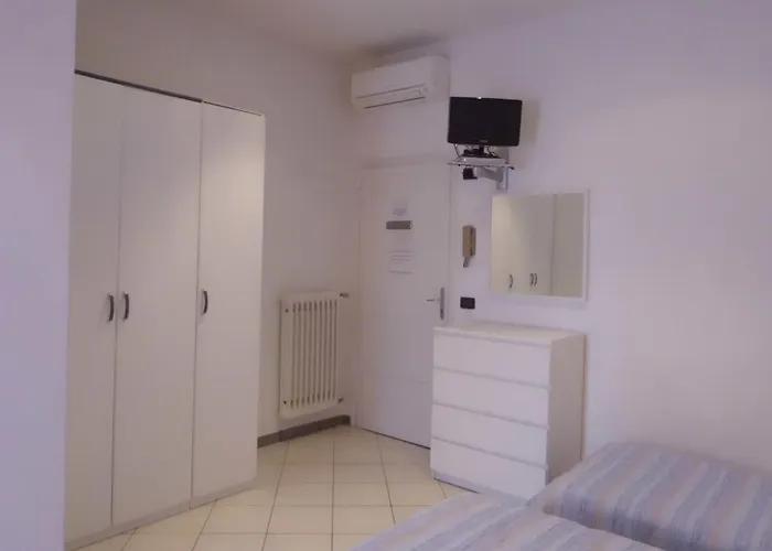 Hotel Paolina Viareggio